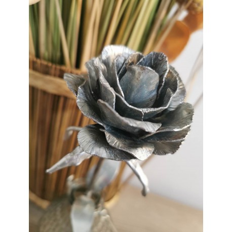 Rose Eternelle  en métal  création artisanale